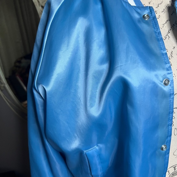 Vintage Authentic Houston Oilers jacket played at the Astrodome. 🏈🏈 - Picture 3 of 6